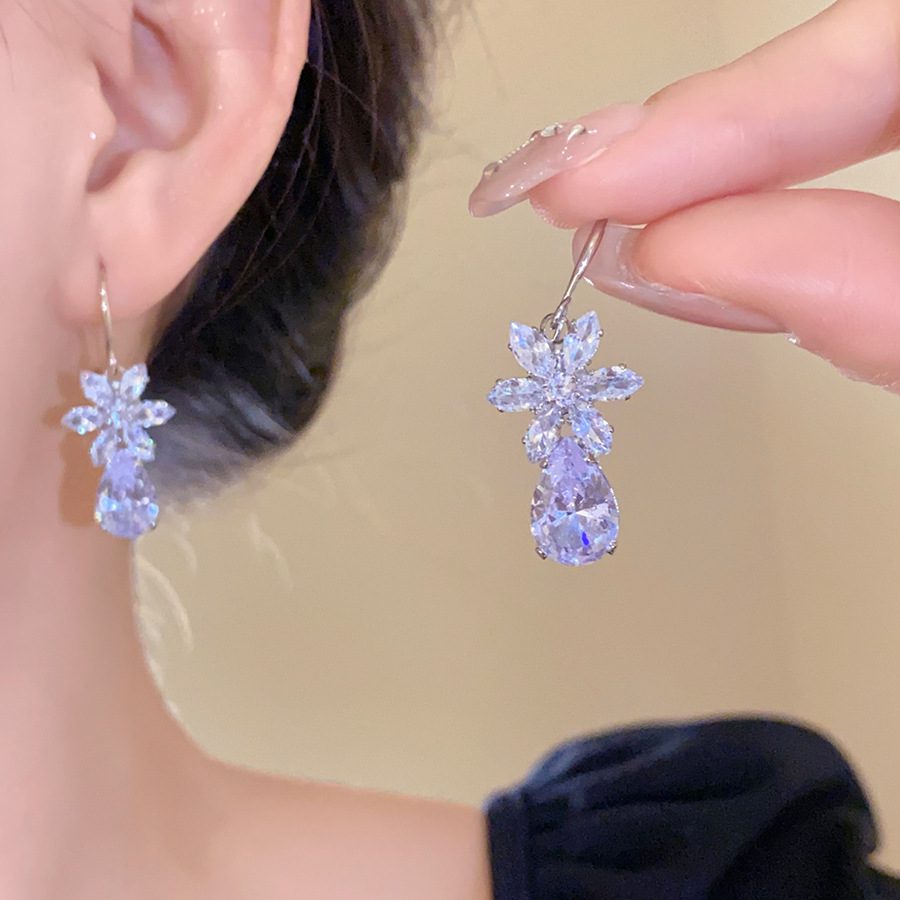 Buy European and American zircon water drop flower ear hook necklace suit light luxury high sense clavicle chain exquisite fashion temperament jewelry | Kibo Space Jewelry O1CN01Khb2h01a2Aa52IG5w 4070793271 0 cib crystal bracelet