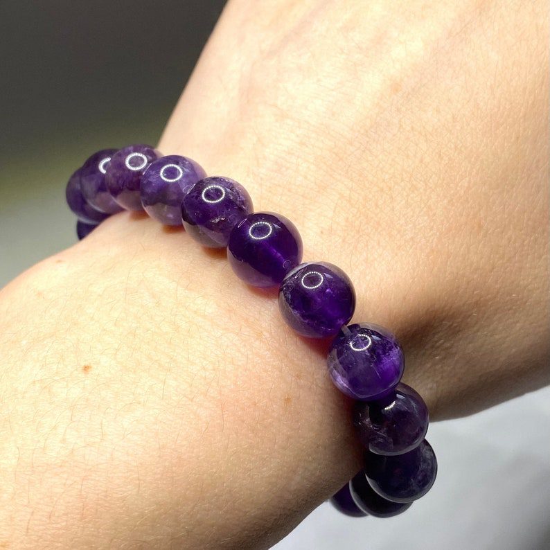 Buy Dreamy Chevron Amethyst Beaded Bracelet | Wisdom Healing Crystal Bracelet | Kibo Space Jewelry Dreamy Chevron Amethyst Beaded Bracelet | Wisdom Healing Crystal Bracelet - Image 3